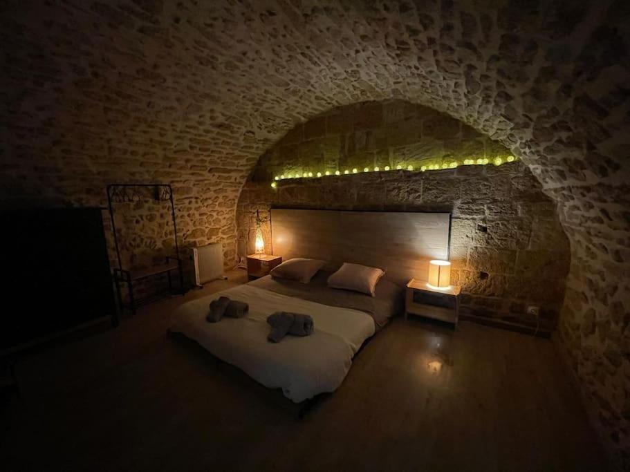 La + Belle Chambre Voutee Au Coeur De Montpellier Exterior photo